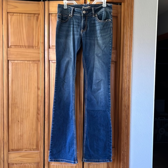 Wrangler Retro Bootcut Jeans - Picture 1 of 9